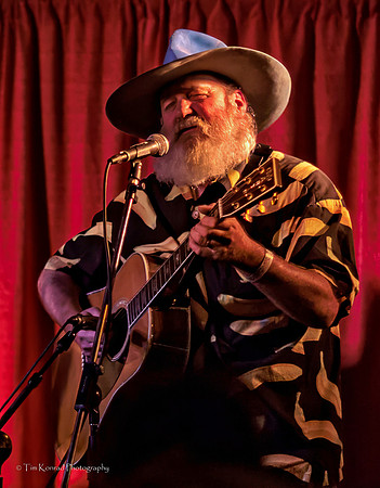Dave CavanaughFall, 2001