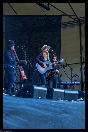 Holly Williams, Main Stage, Strawberry Music Festival, Spring, 2013