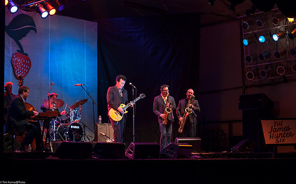 James Hunter Six, Main Stage, ​Strawberry Music Festival, Spring, 2013