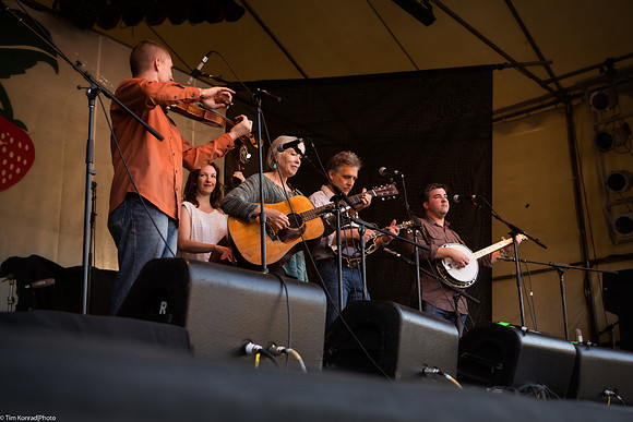 Laurie Lewis & the Right Hands, Main Stage, Strawberry Music Festival, Spring, 2013