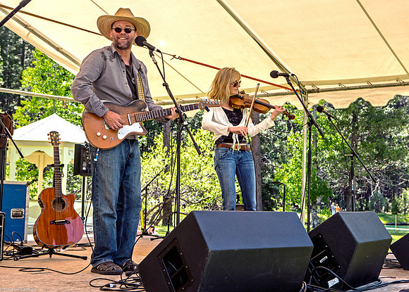 Michael McNevin & Mary Pitchford, Birch Meadow Stage, Strawberry Music Festival, Spring, 2013