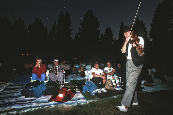 John Hartford playing in the audience, Strawberry Music Festival Fall 1991