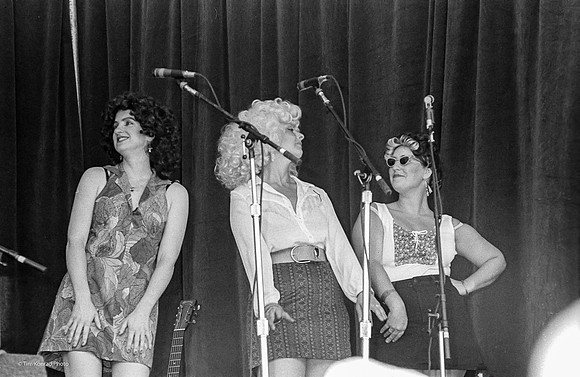 Friends of Slade, The Beehive Women, backing-up Red Knuckles & the Trailblazers, (l-r) Bethany Raine-Sorkey, Kathy Kallick, Sally Van Meter, Strawberry Music Festival, Fall, 1985