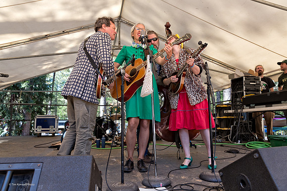 Rita Hosking at the Sunday Revival