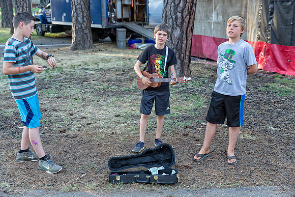 busking