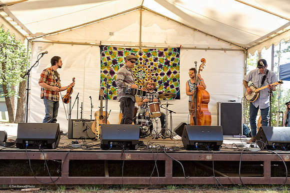Max de Lacy and friends on the Shortcake Stage