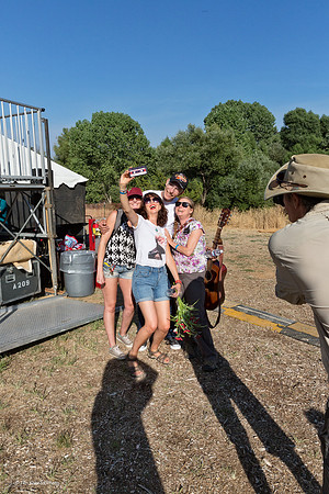 Selfie with Kim Caetano Cecily Johnson, Jodi Barnett, Mitch Third Added coverage by Steve Zimmerman