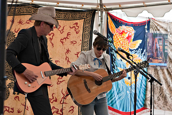 Sara Lee Guthrie