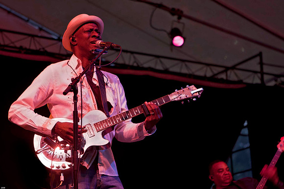 Keb Mo