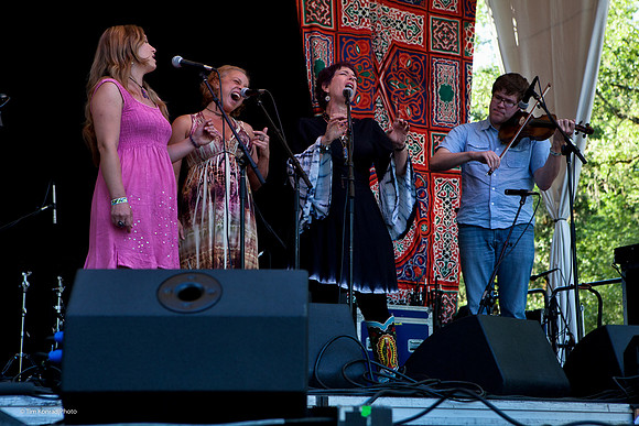 David Bromberg's backup singers, Kate Wolf Music Festival, 2011