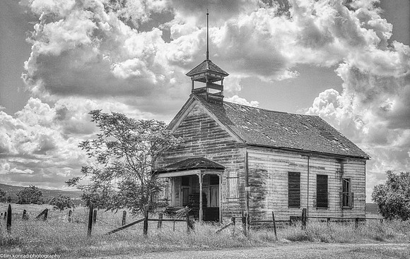 Old Schoolhouse, Milton, CA, April 20, 1989